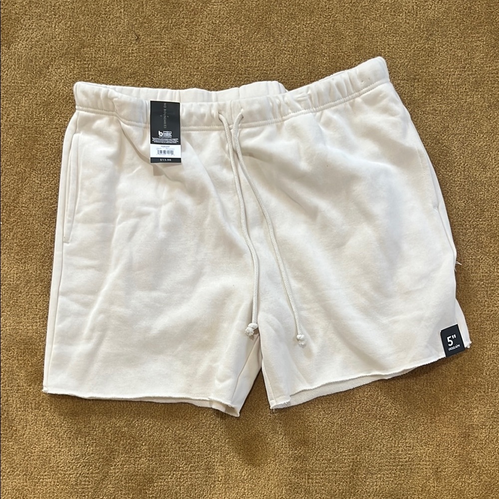 No Boundaries White Athletic Shorts Relaxed Fit
